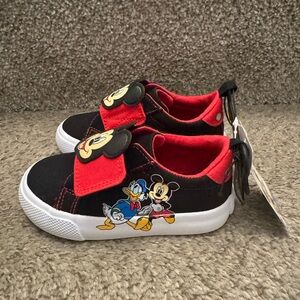 Mickey Mouse Slip-on Low Top/Hook & Loop Closure Sneakers Kids Shoes Size 7